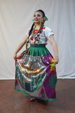 Women/Girls Costumes - Casa Folklorica